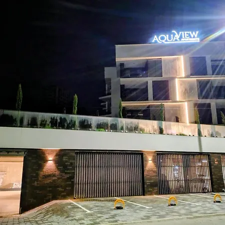 Apartment Wave & Wellness Free Parking *