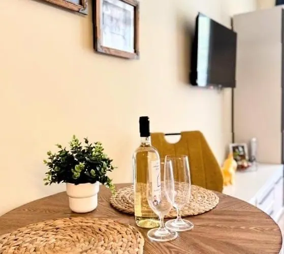 Apartment Wave & Wellness